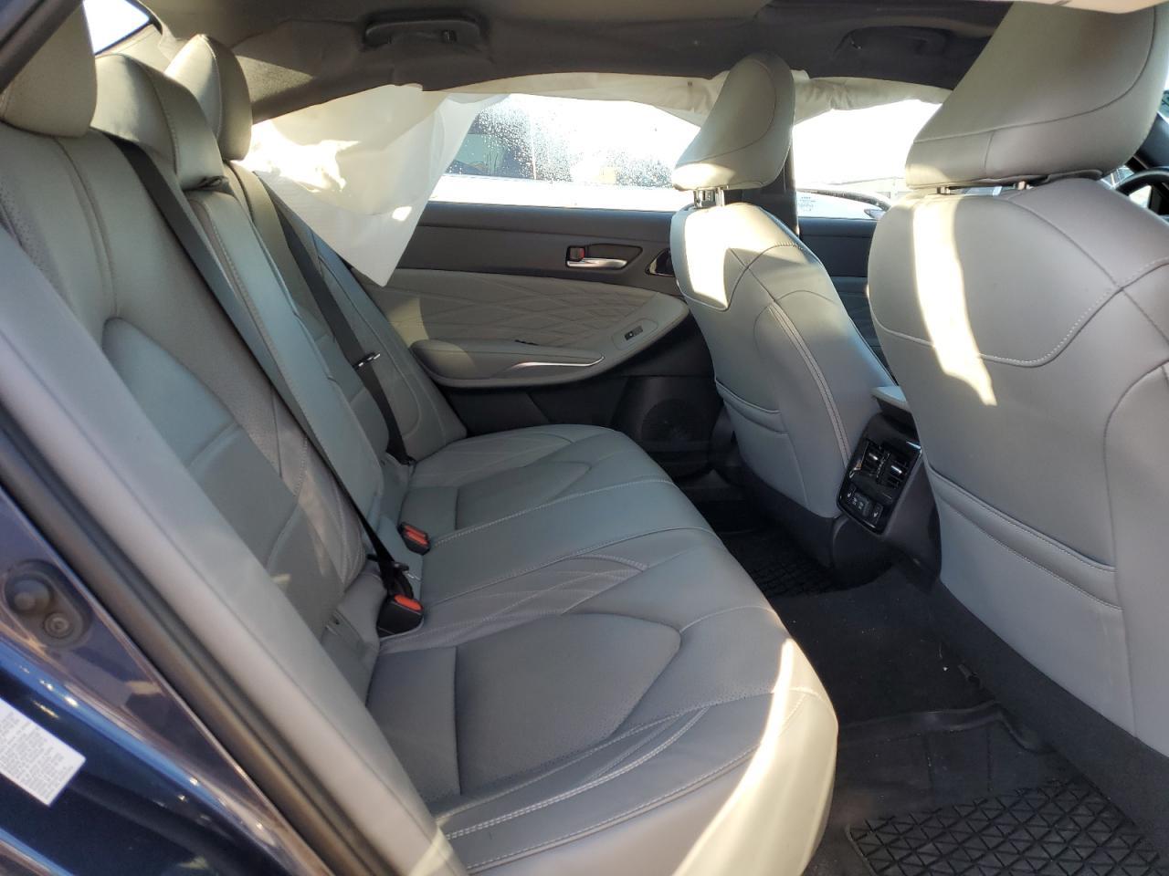 2019 TOYOTA Avalon