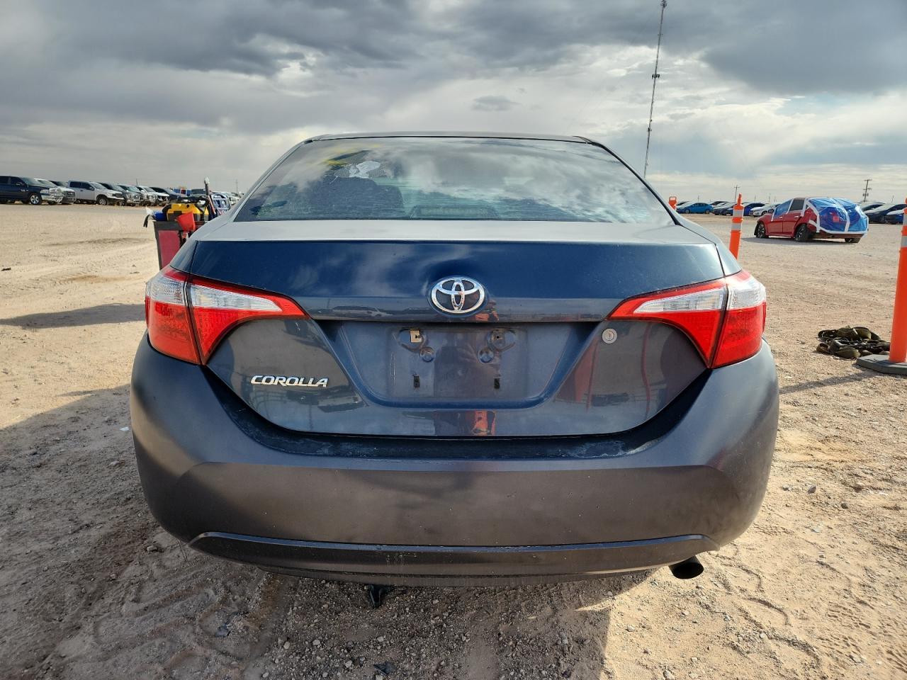 2015 TOYOTA COROLLA