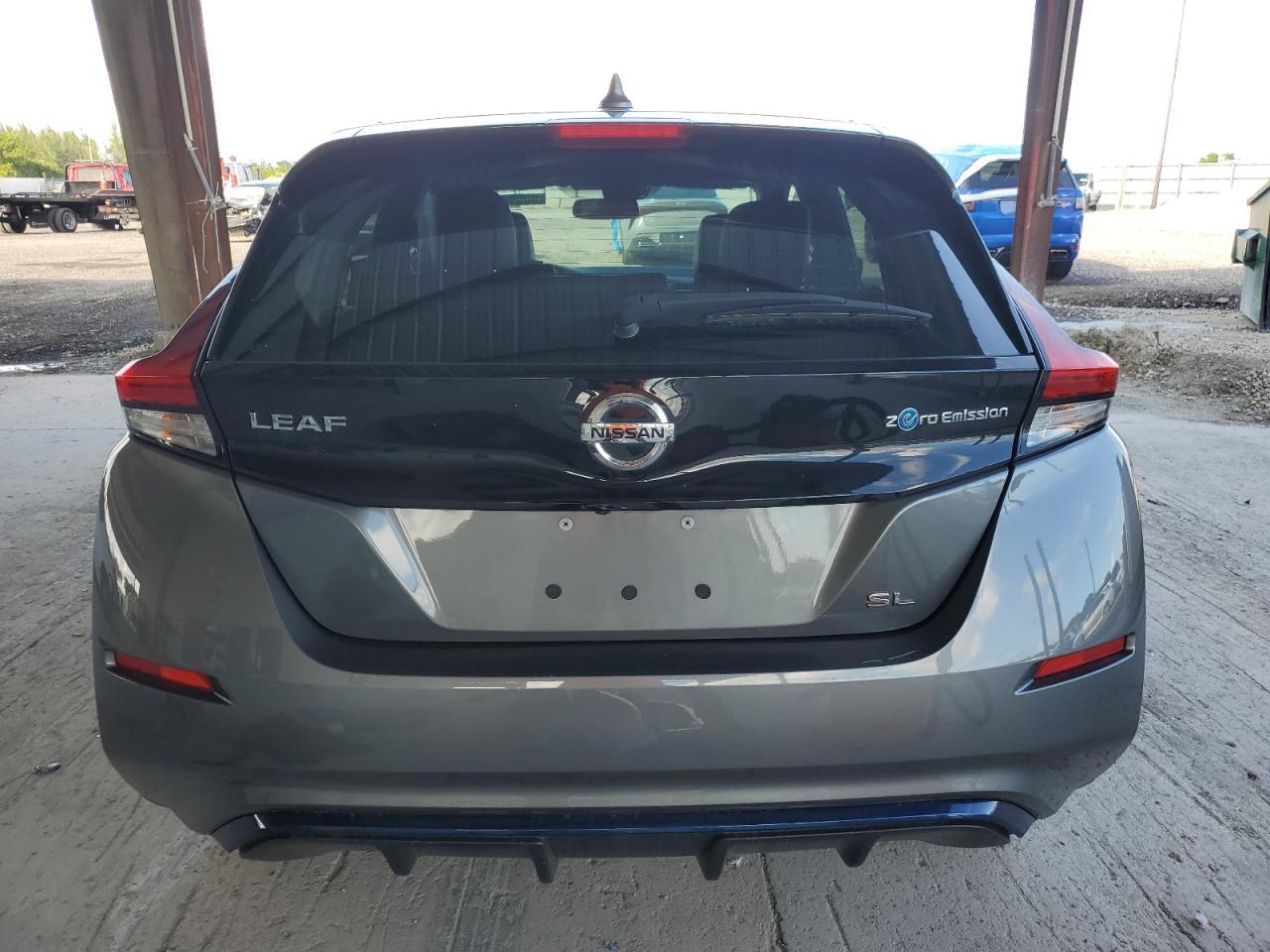2018 NISSAN LEAF