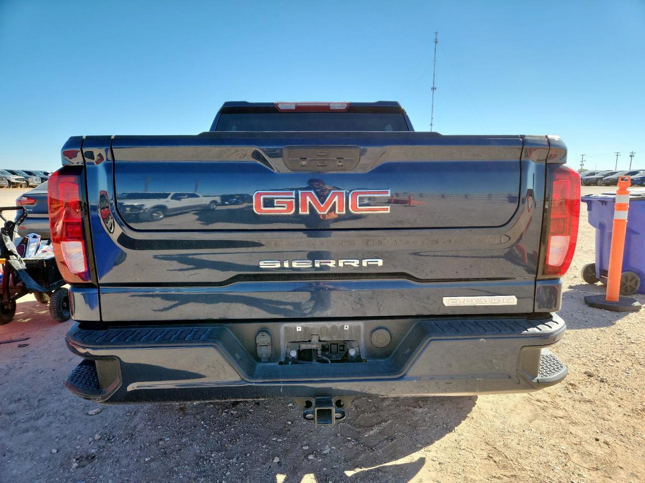 2021 GMC Sierra