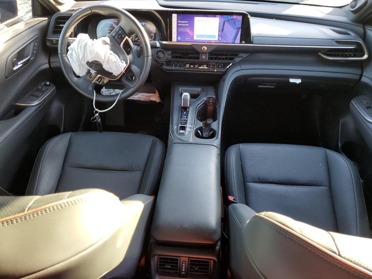 2023 TOYOTA Crown