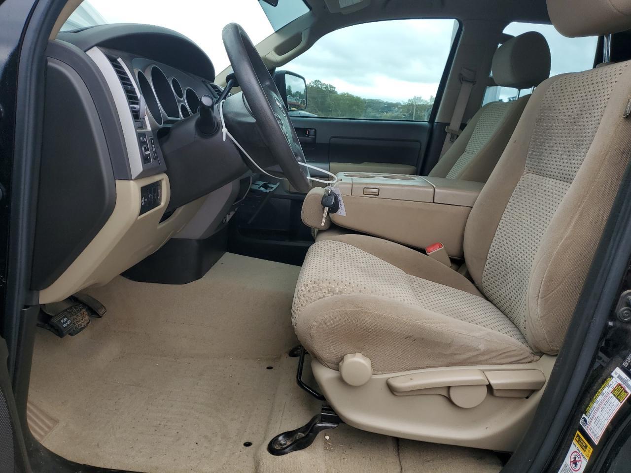 2011 TOYOTA TUNDRA
