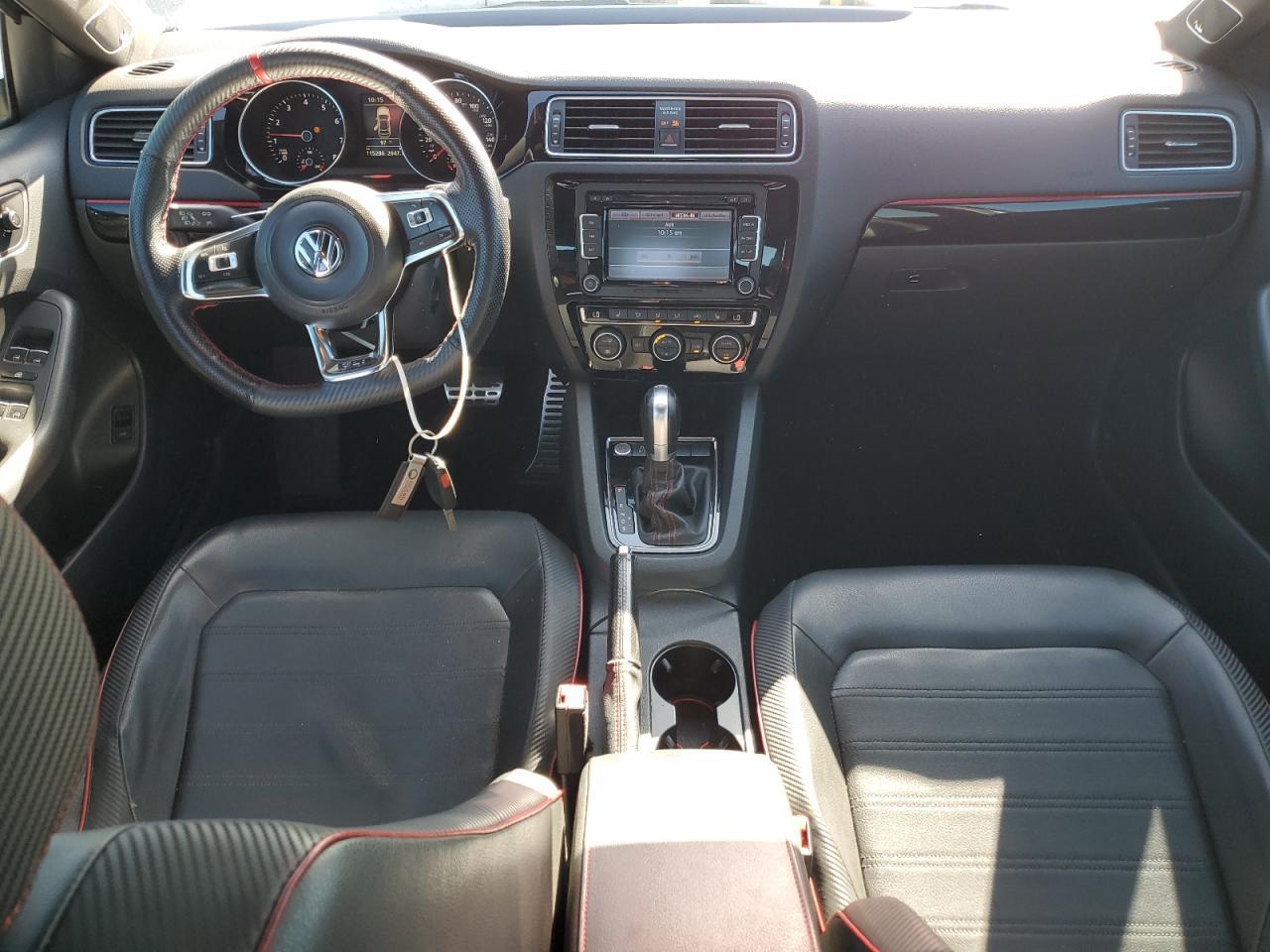 2015 VOLKSWAGEN JETTA