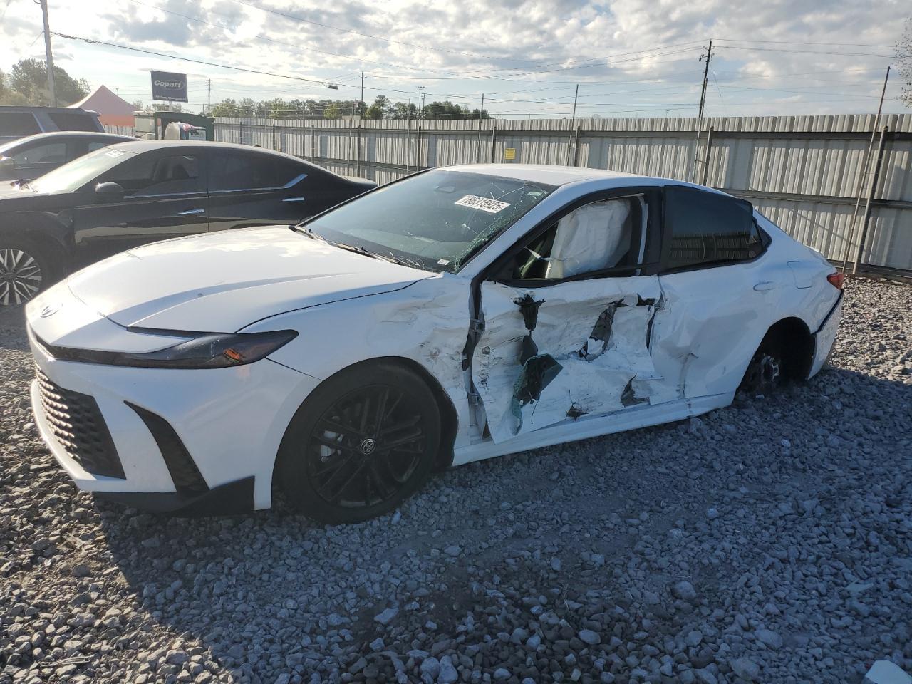 2025 TOYOTA CAMRY