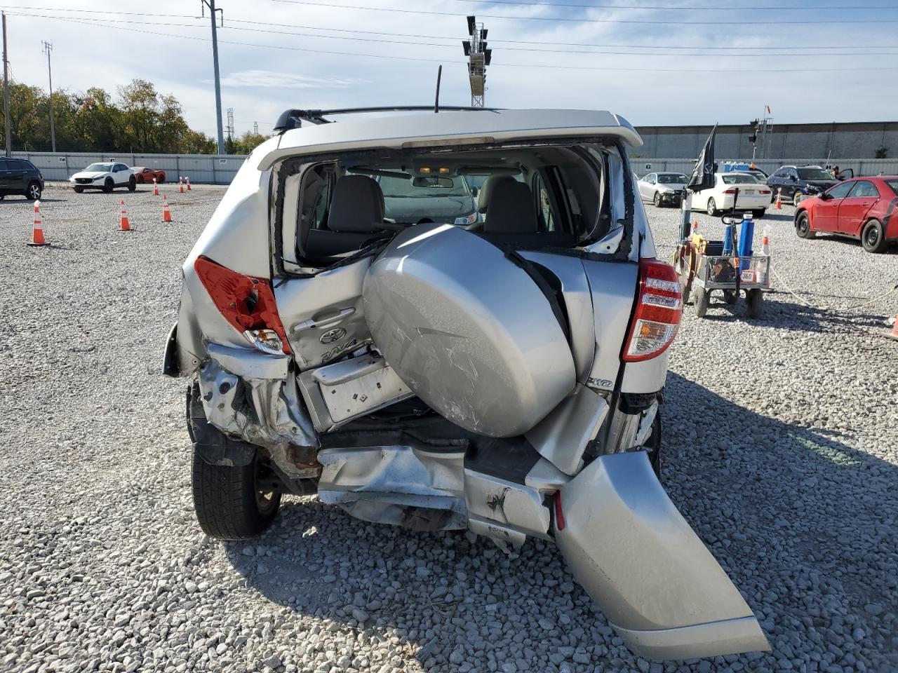 2011 TOYOTA RAV4