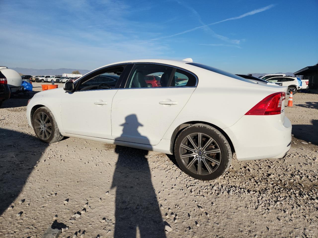 2017 VOLVO S60