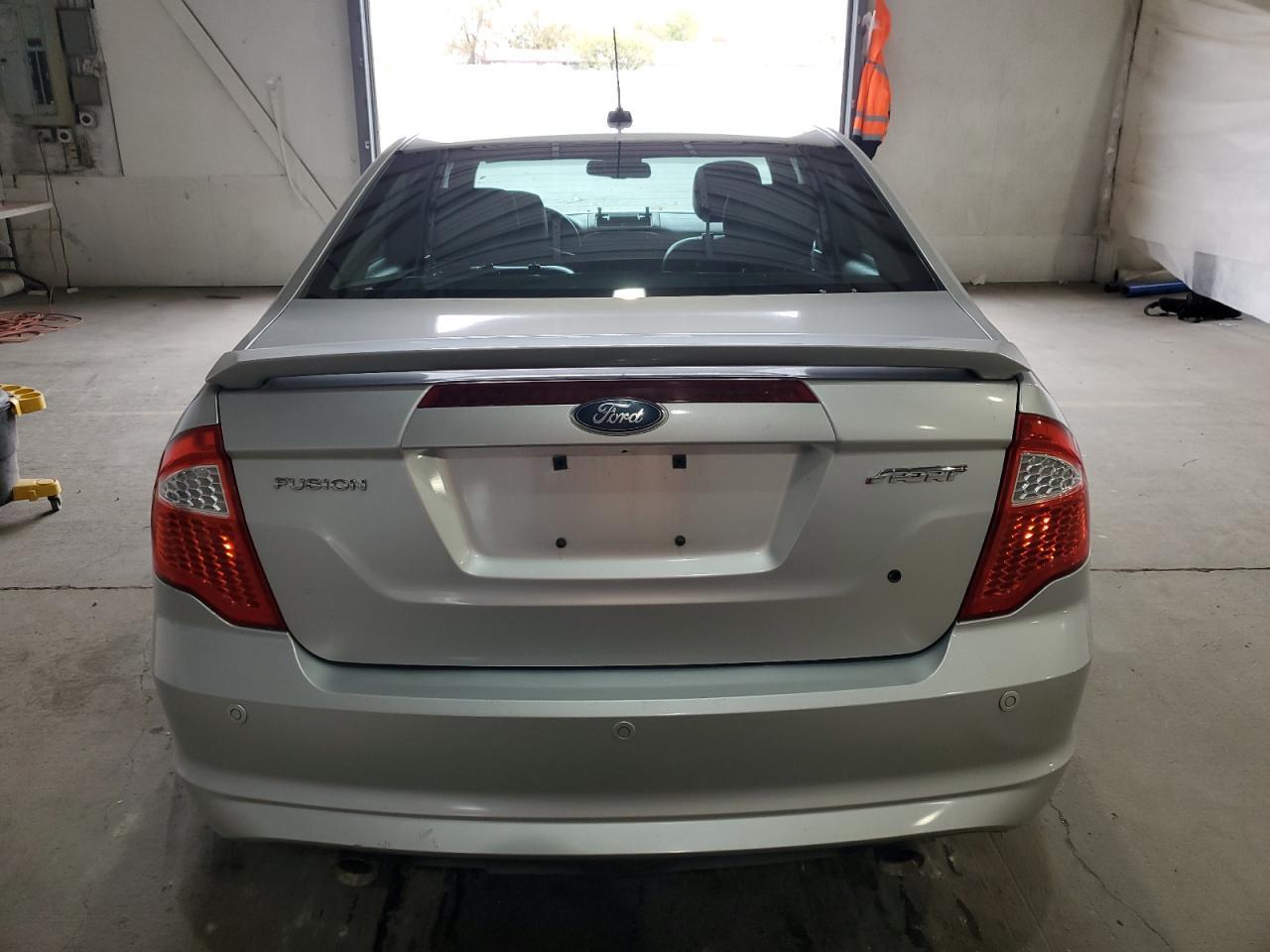 2011 FORD FUSION