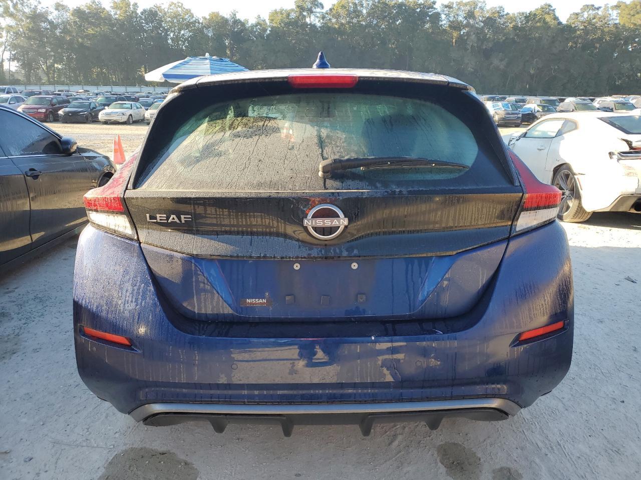 2023 NISSAN LEAF