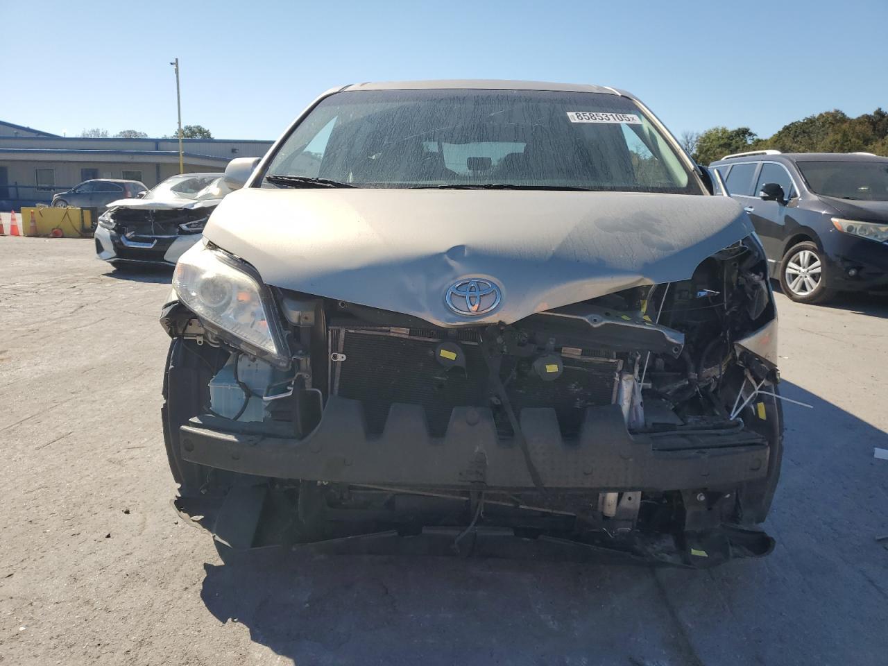 2017 TOYOTA SIENNA