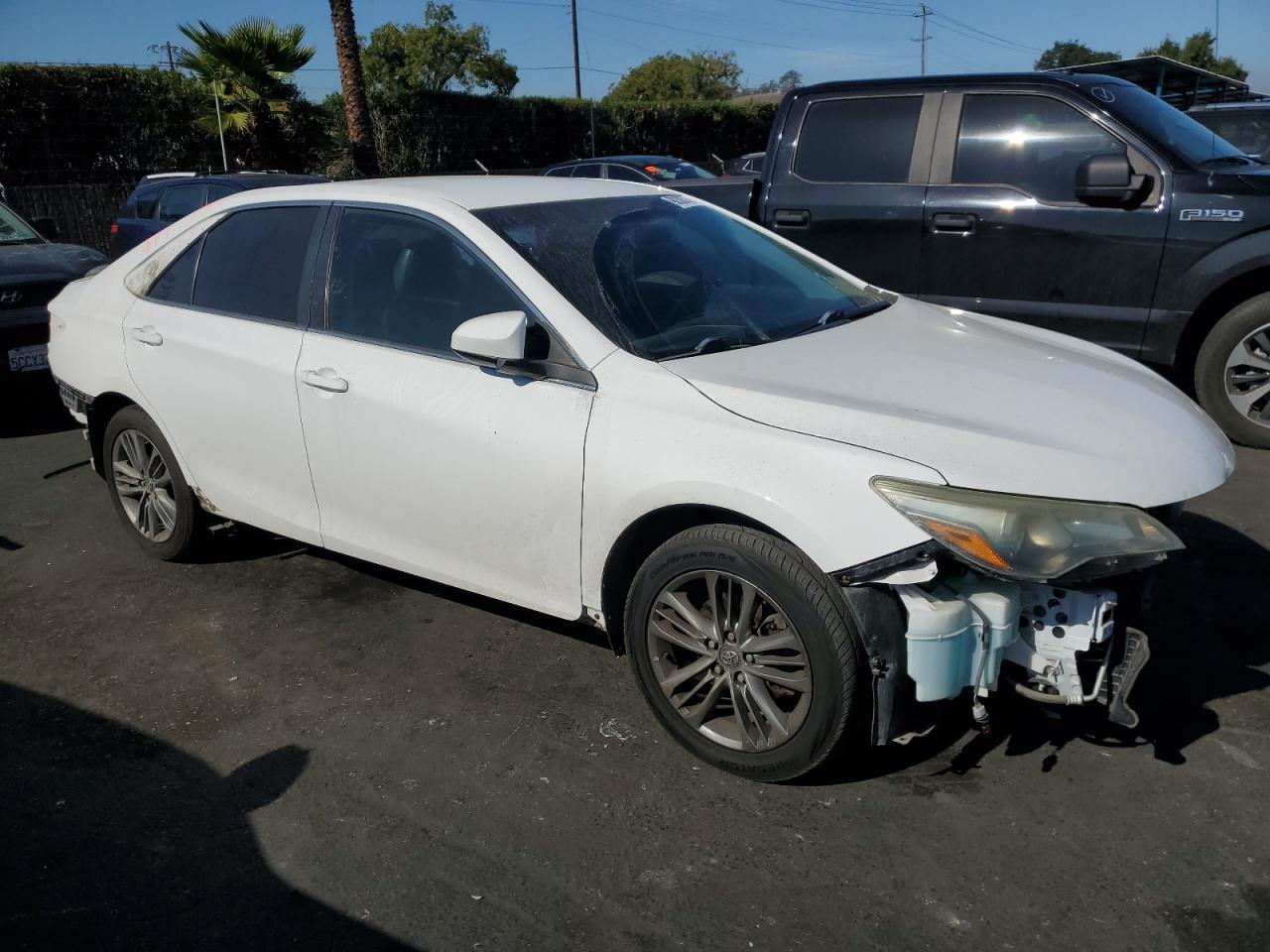 2016 TOYOTA CAMRY