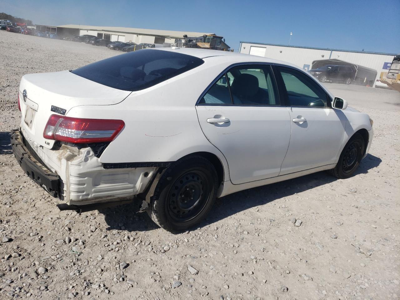 2011 TOYOTA CAMRY