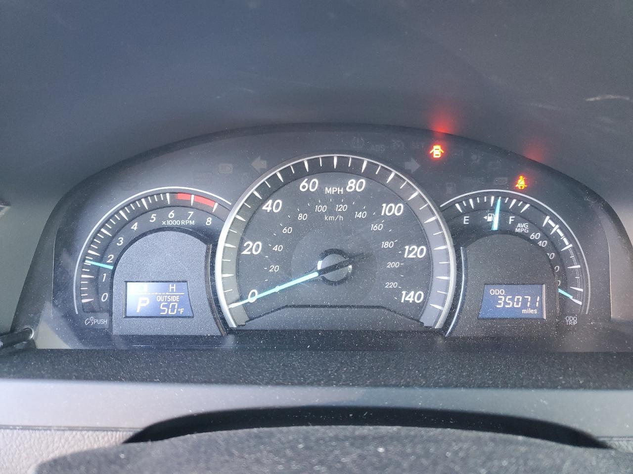 2014 TOYOTA CAMRY
