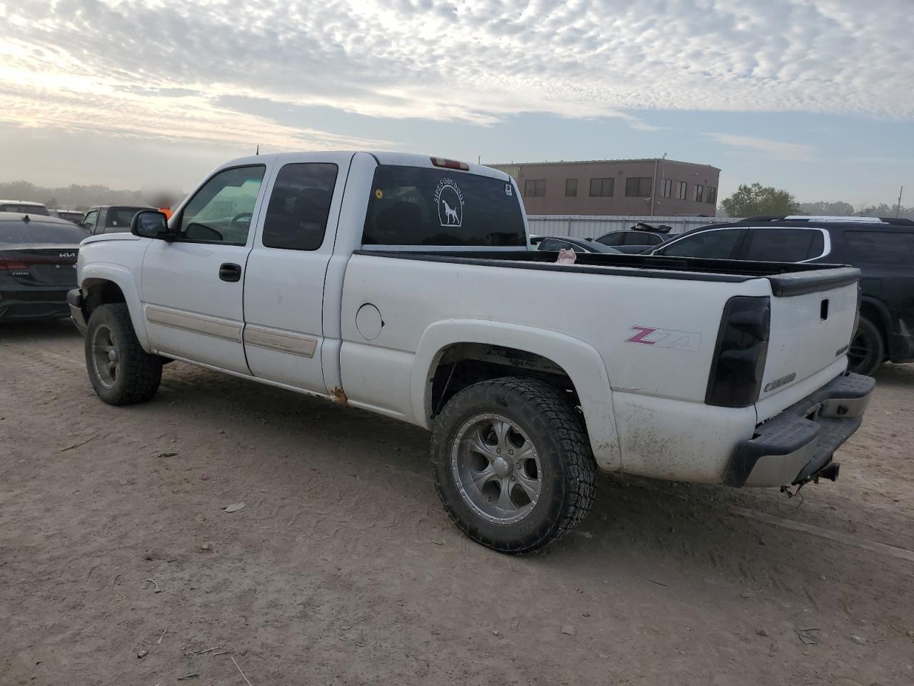 2004 CHEVROLET Silverado