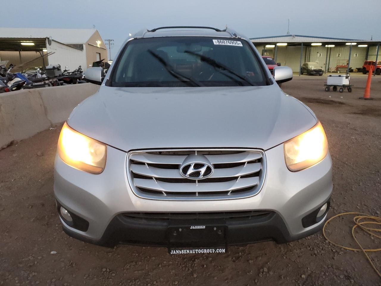 2011 HYUNDAI SANTA FE