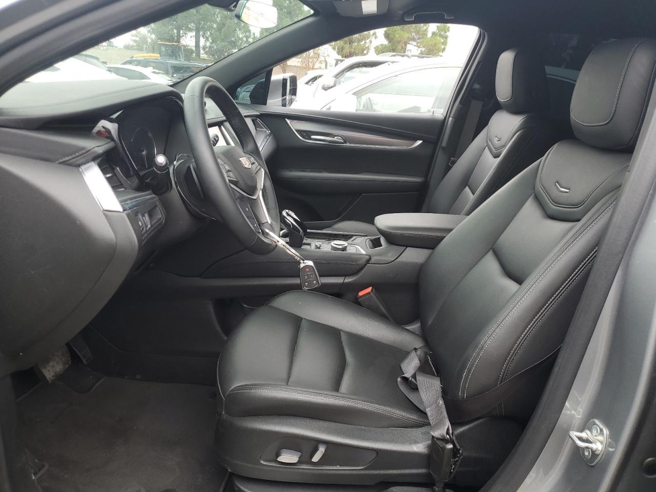 2024 CADILLAC XT5