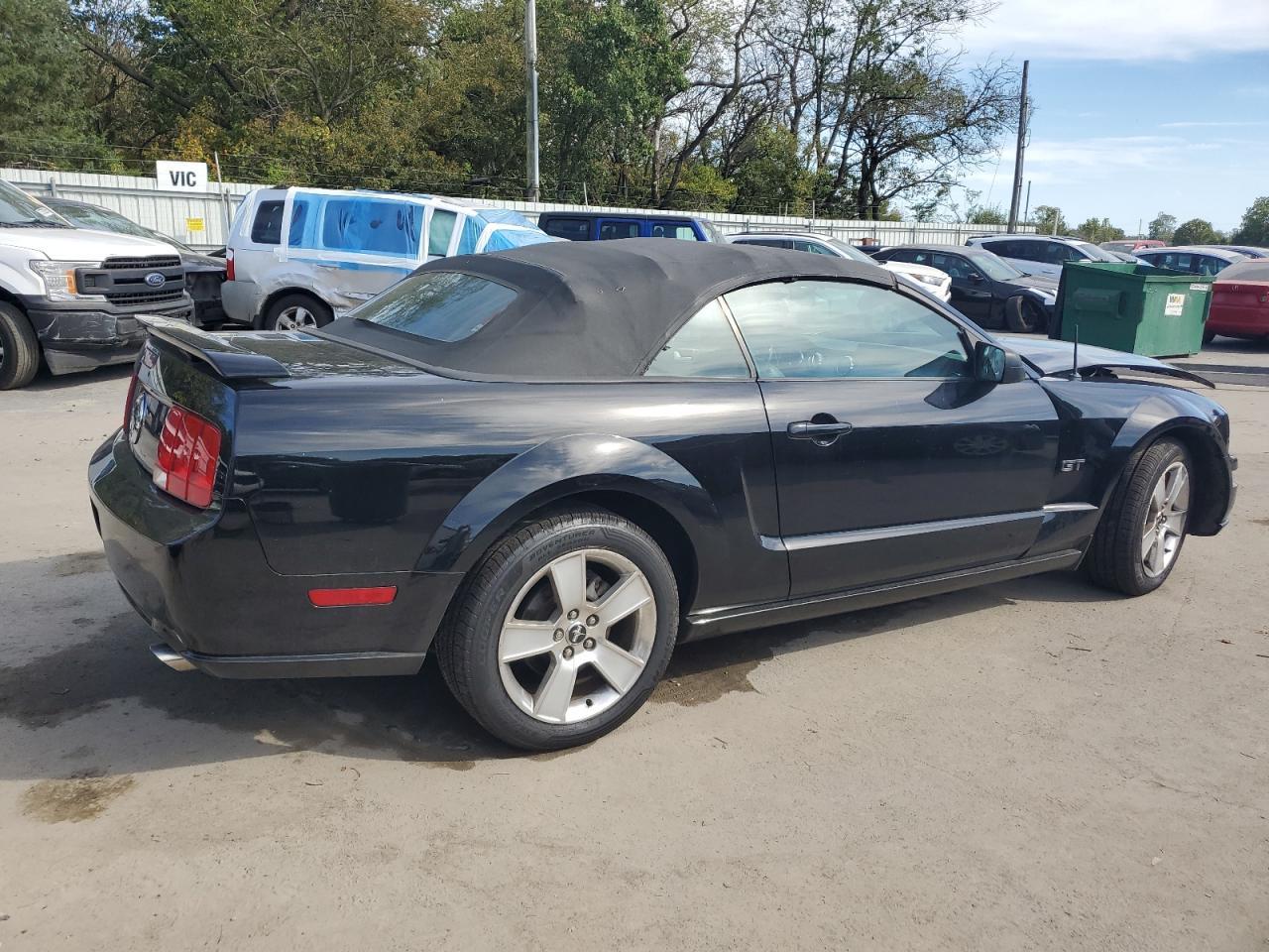 2006 FORD MUSTANG