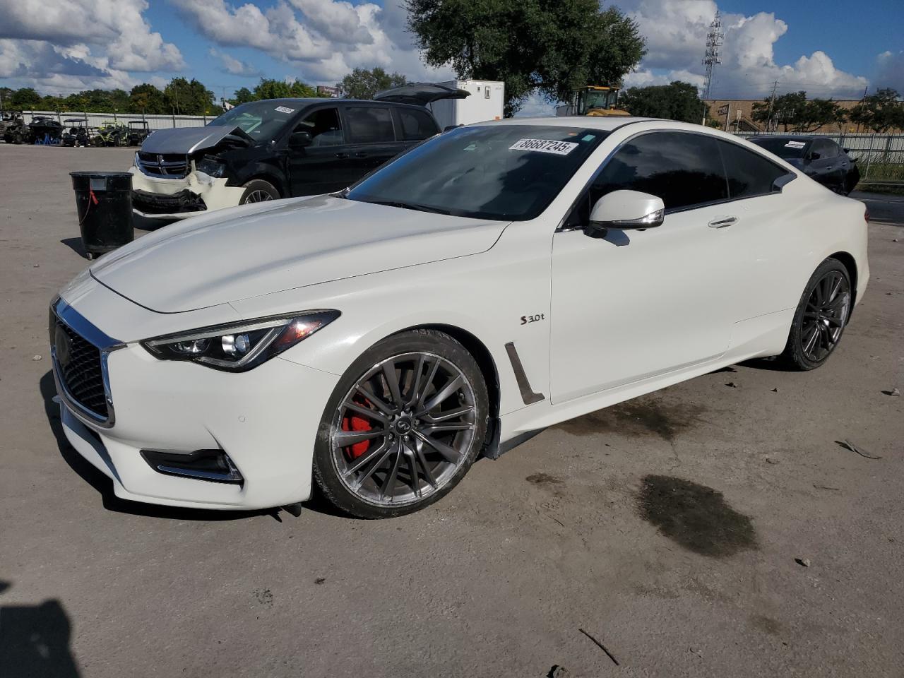 2017 INFINITI Q60