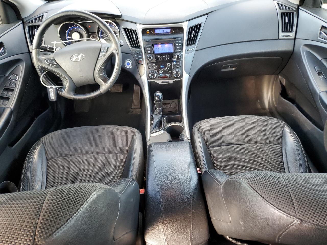 2012 HYUNDAI SONATA