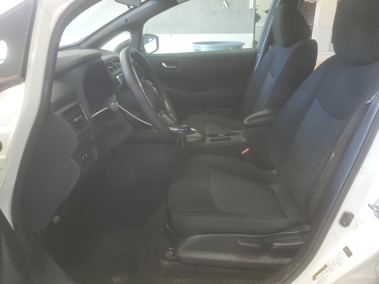 2019 NISSAN LEAF