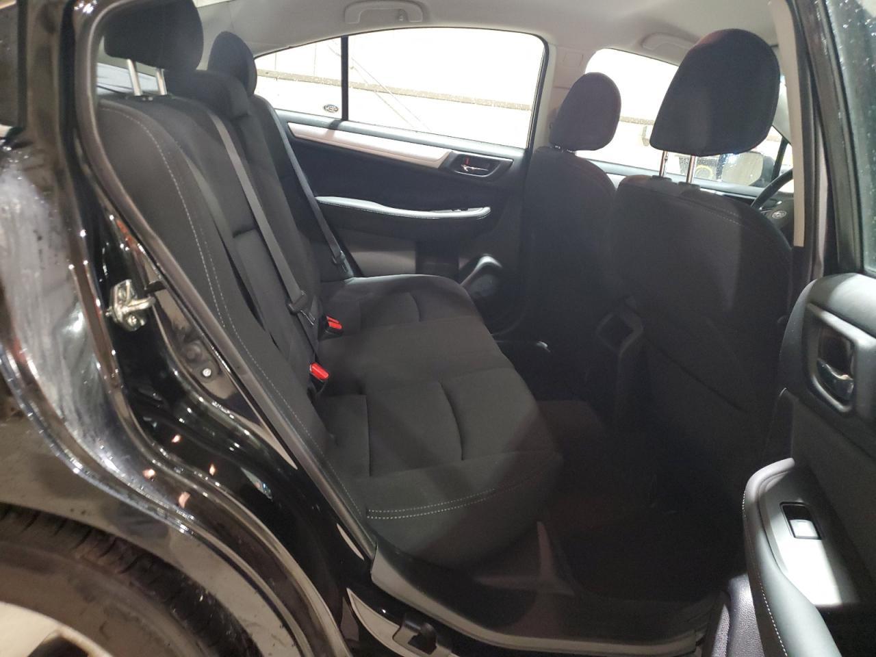 2016 SUBARU Legacy