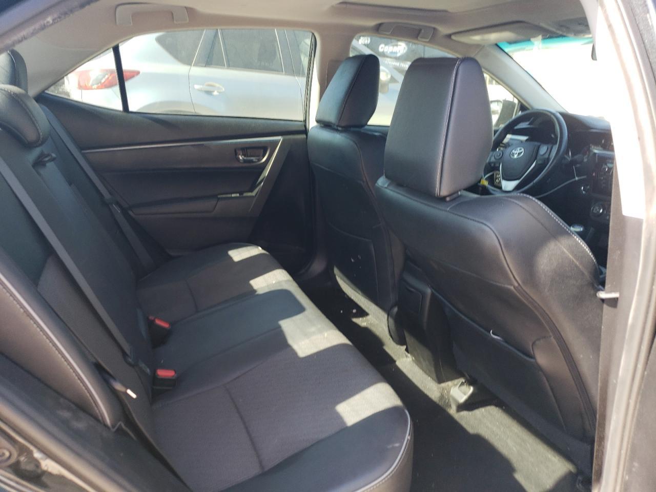 2016 TOYOTA COROLLA