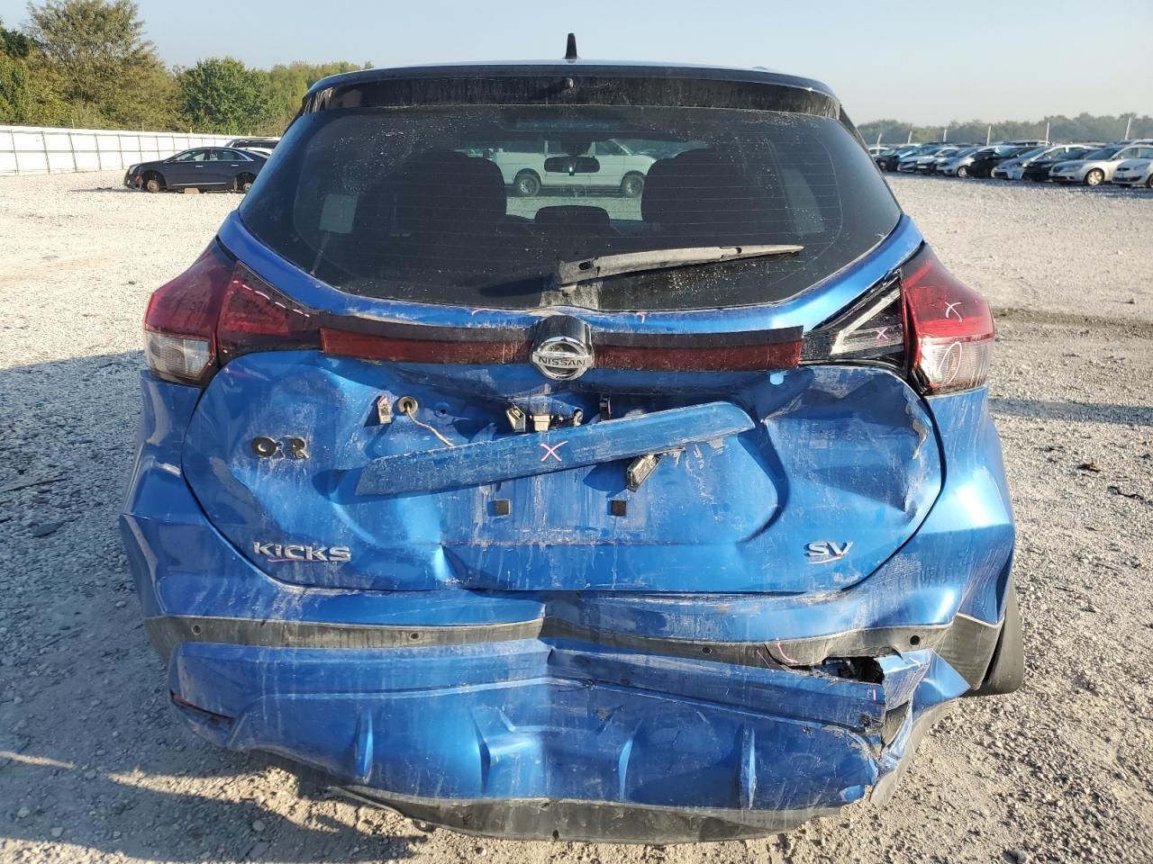 2021 NISSAN KICKS