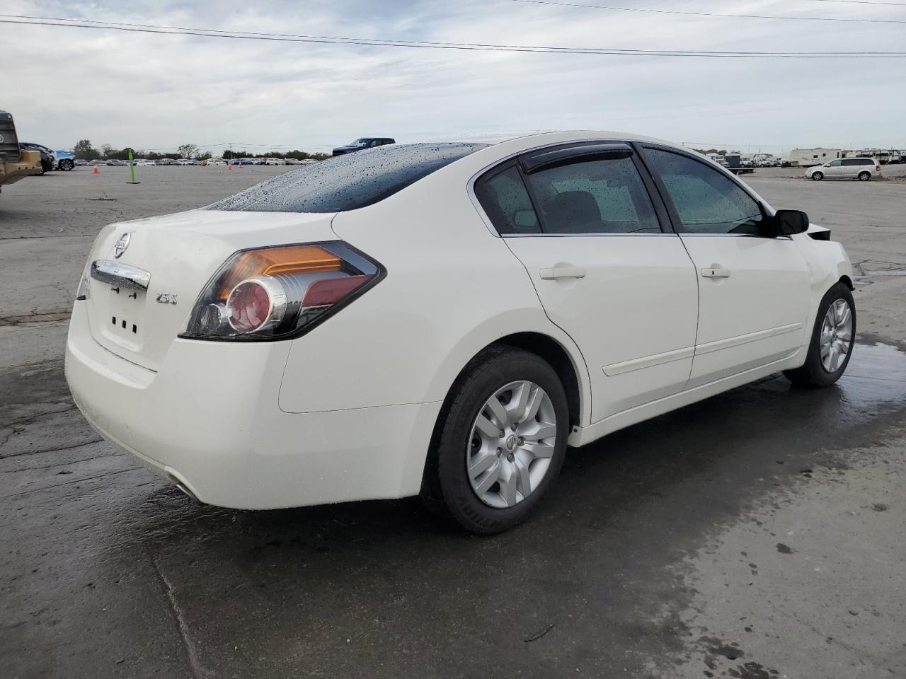 2011 NISSAN ALTIMA