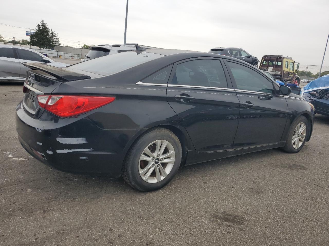2011 HYUNDAI SONATA