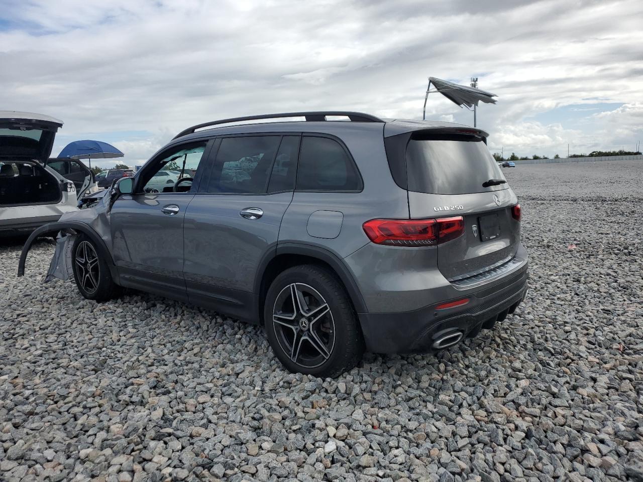 2022 MERCEDES-BENZ GLB-Class