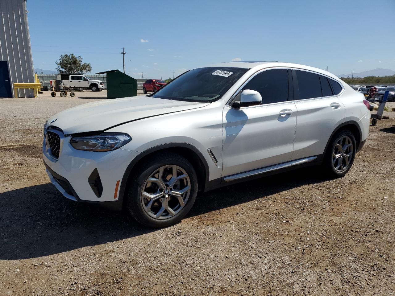 2023 BMW X4