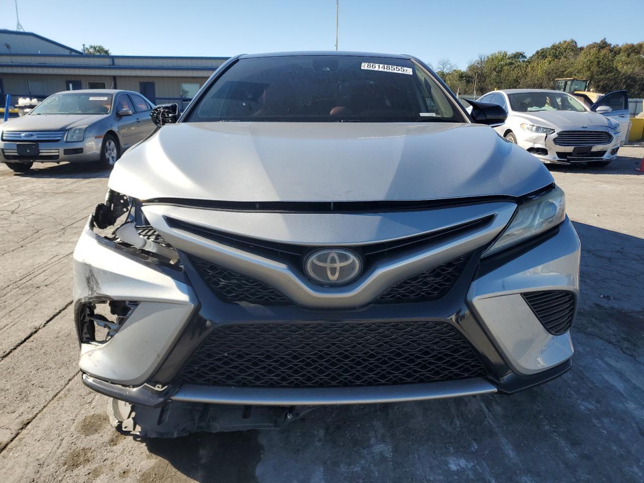 2019 TOYOTA CAMRY