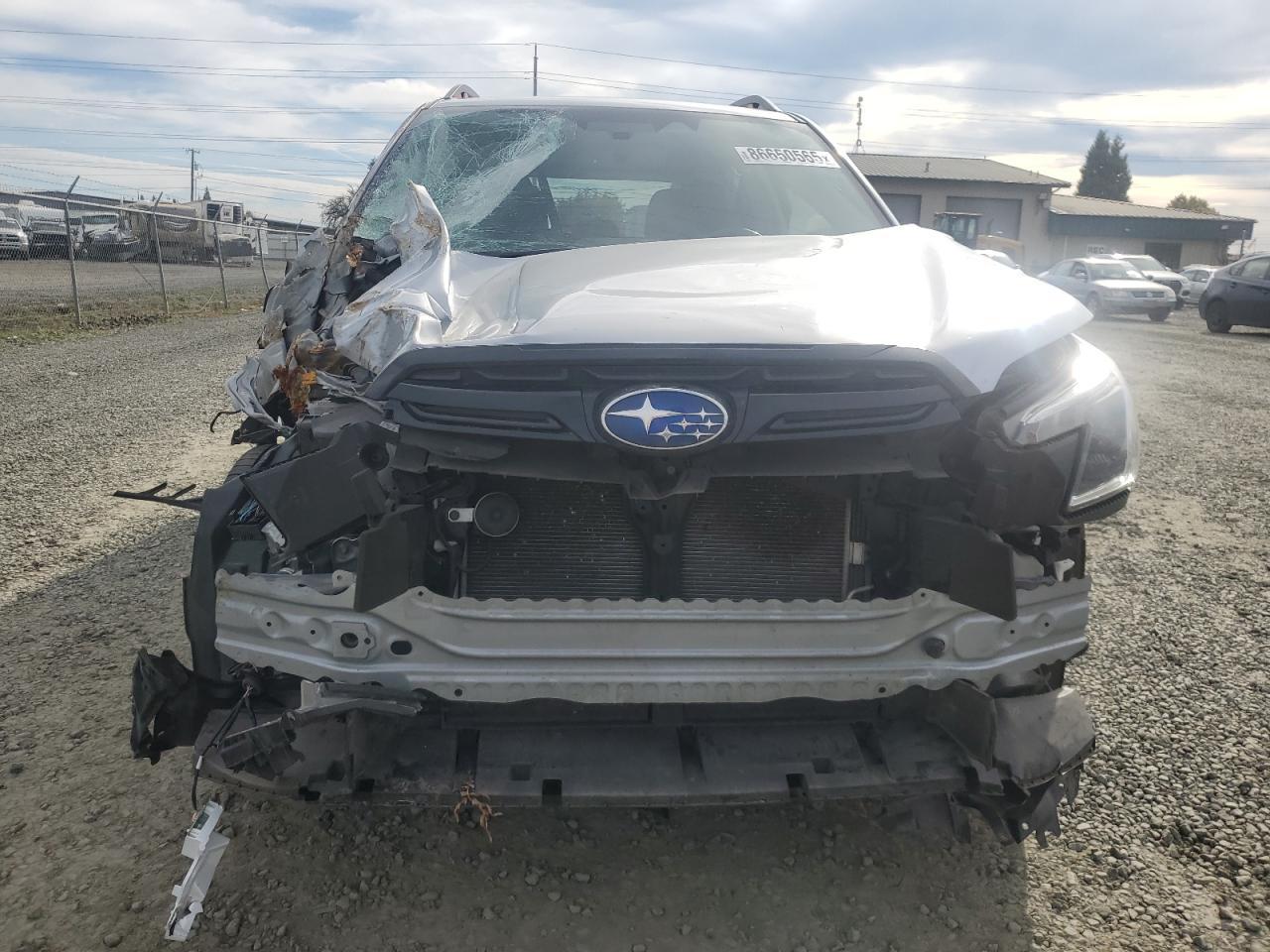 2023 SUBARU FORESTER