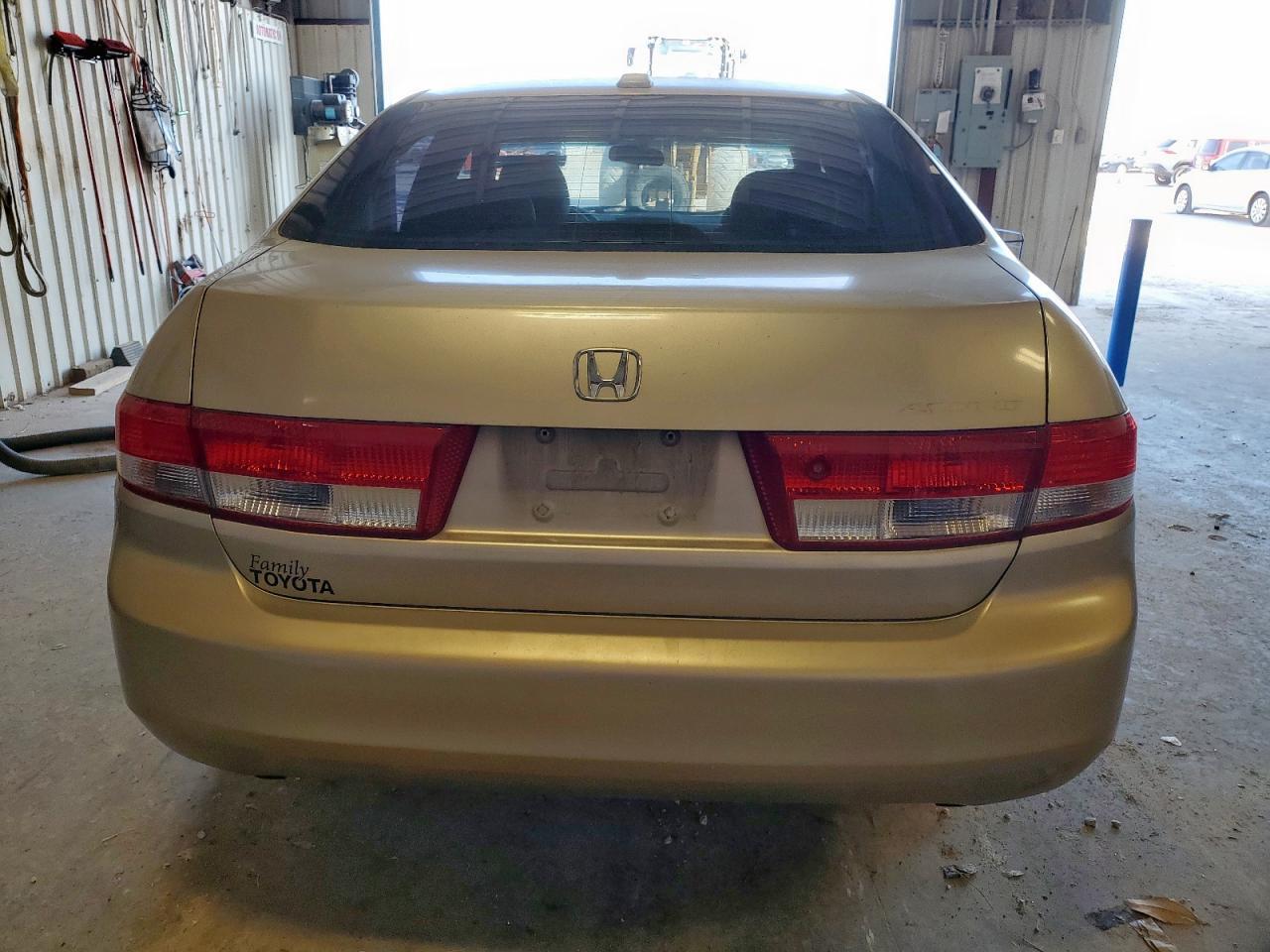 2004 HONDA ACCORD