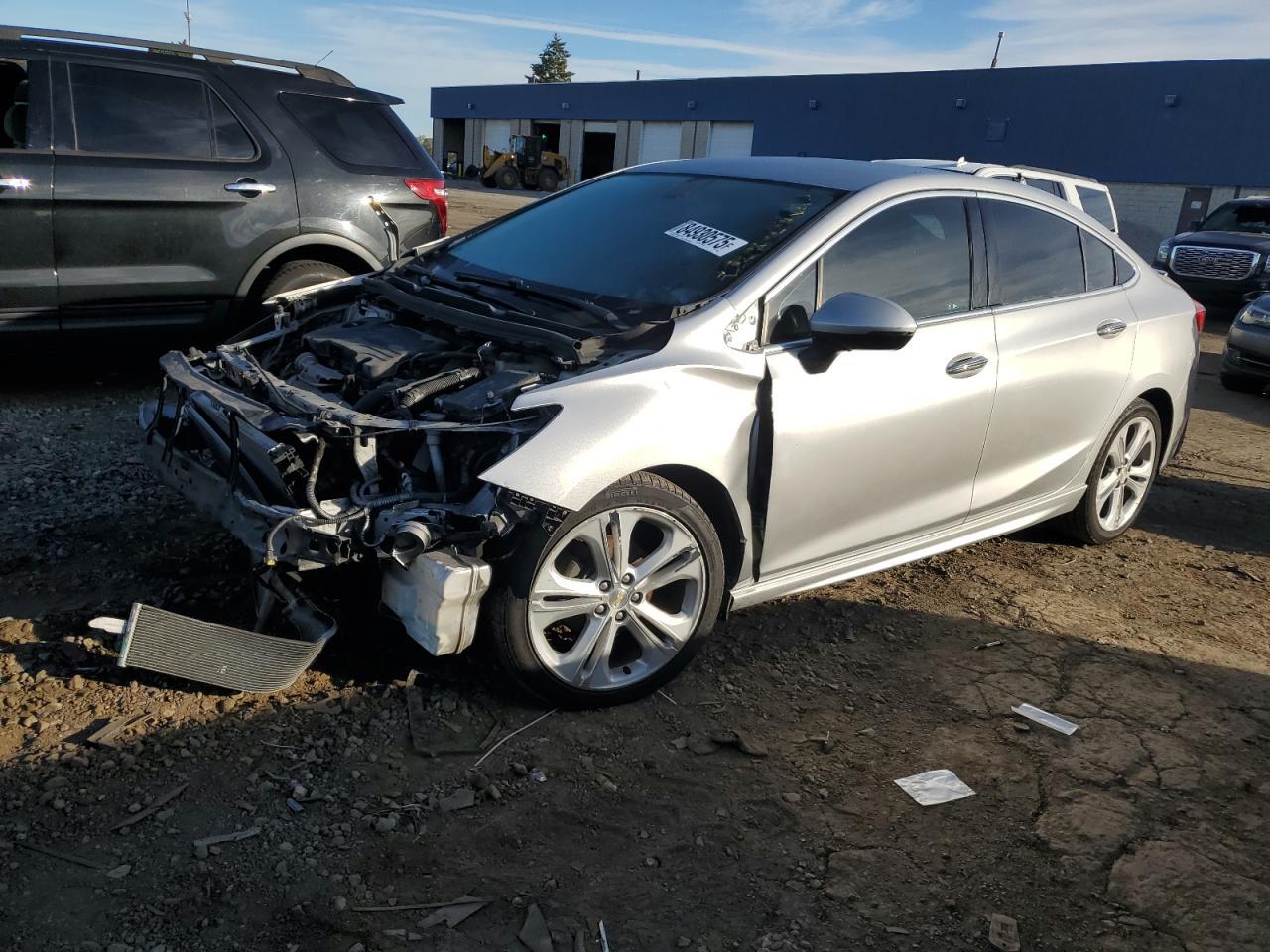 2016 CHEVROLET CRUZE