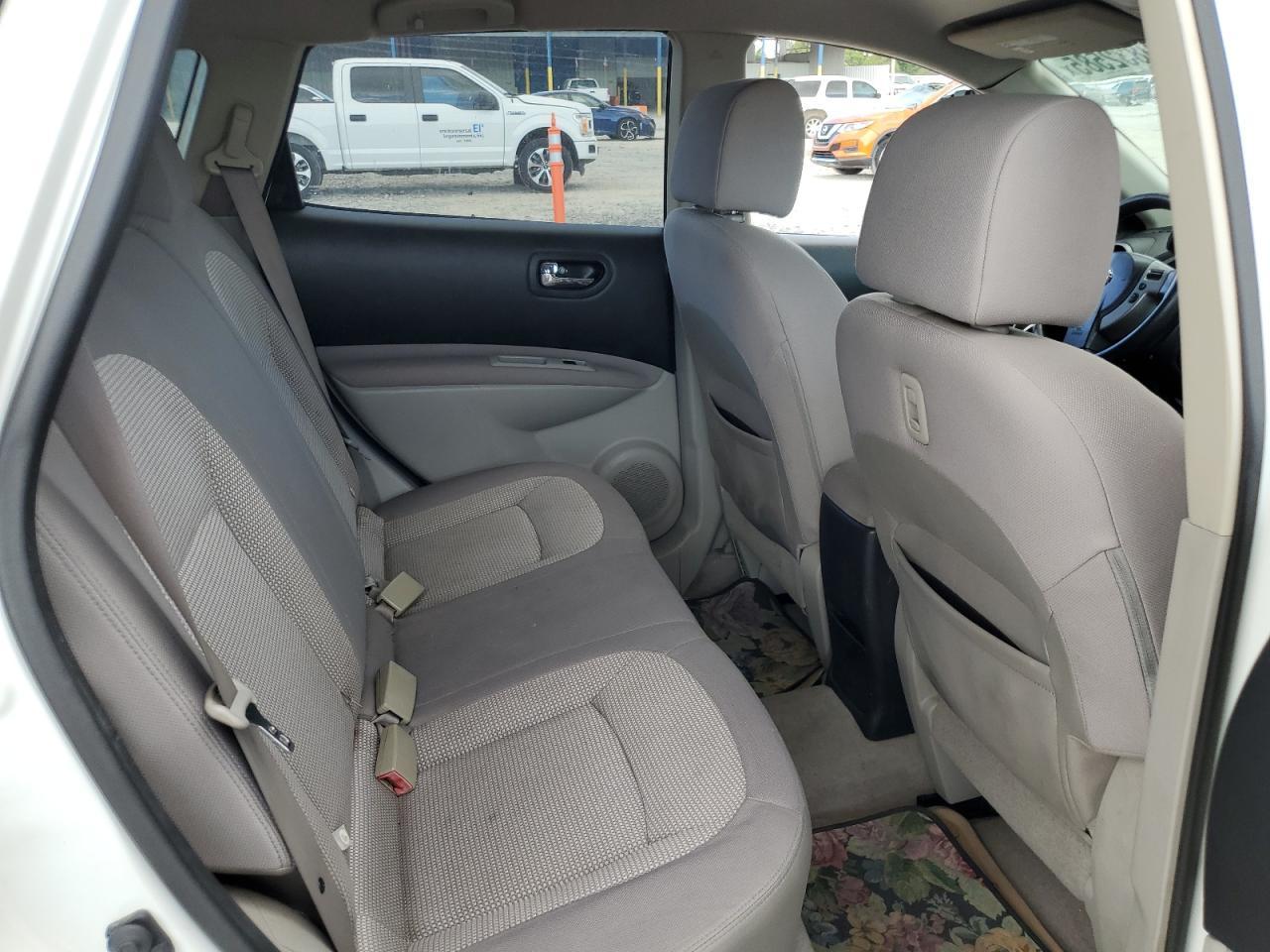 2012 NISSAN ROGUE