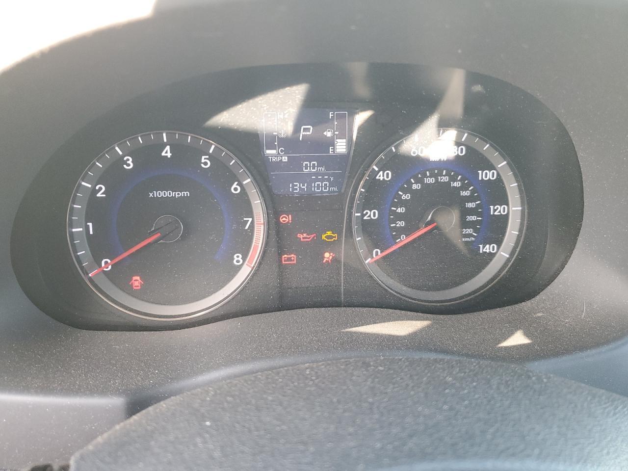 2016 HYUNDAI ACCENT