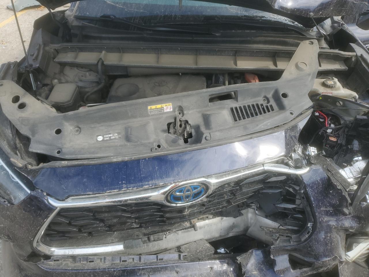 2021 TOYOTA HIGHLANDER