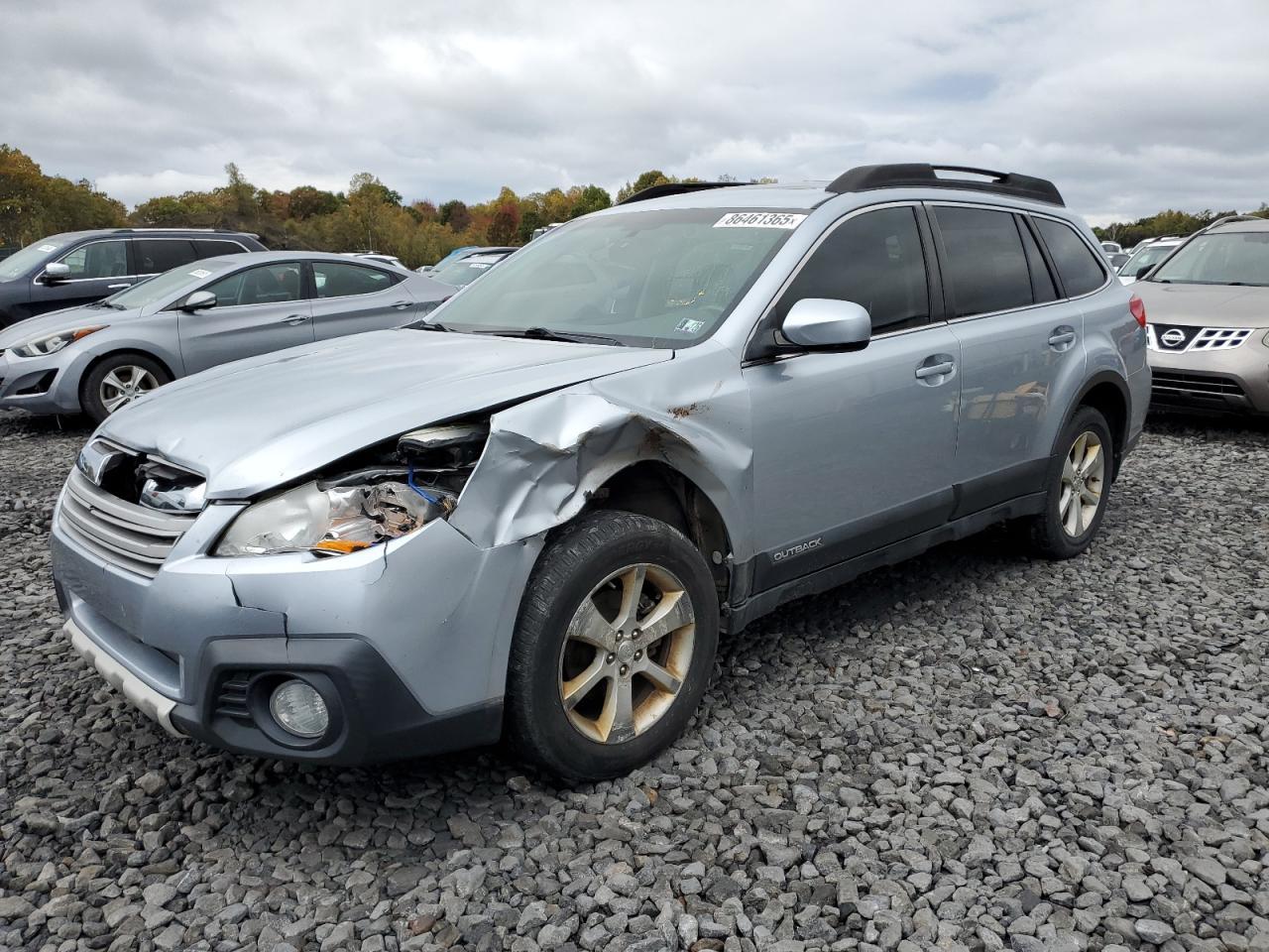 2013 SUBARU Outback