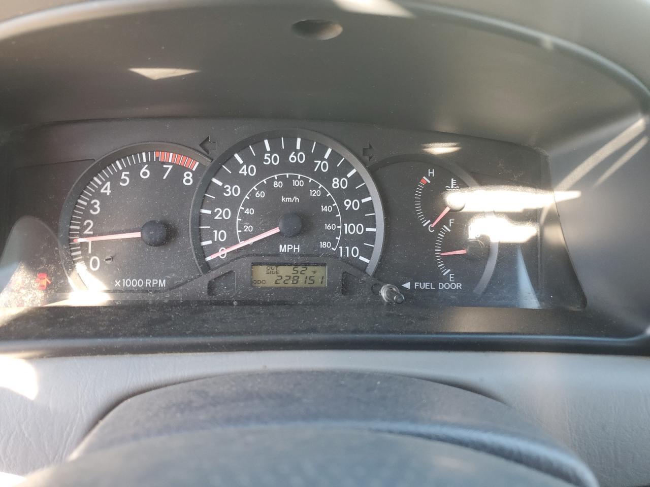 2003 TOYOTA COROLLA