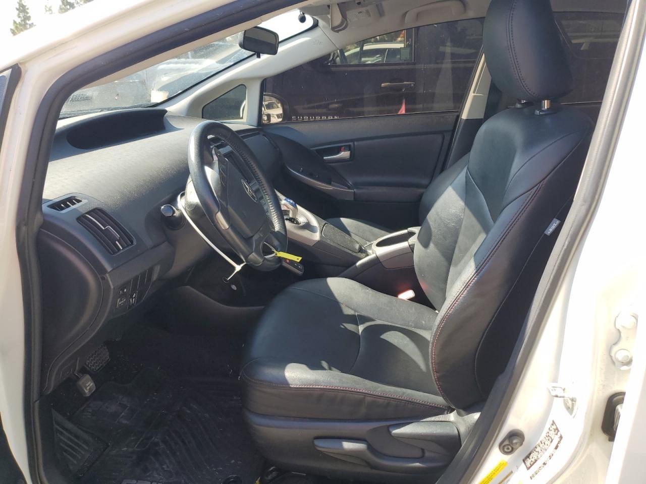2013 TOYOTA PRIUS