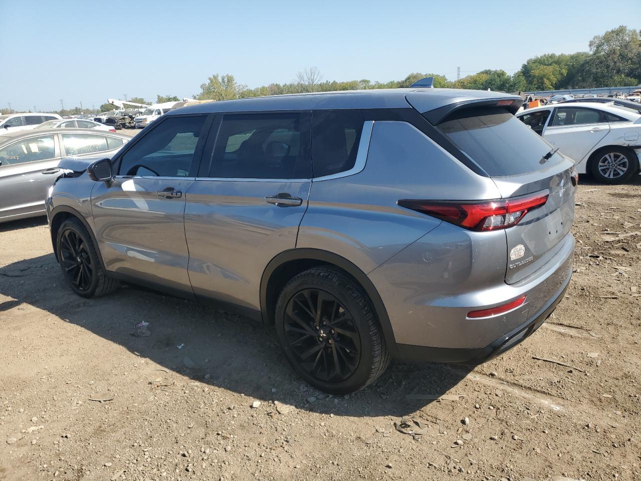 2022 MITSUBISHI outlander