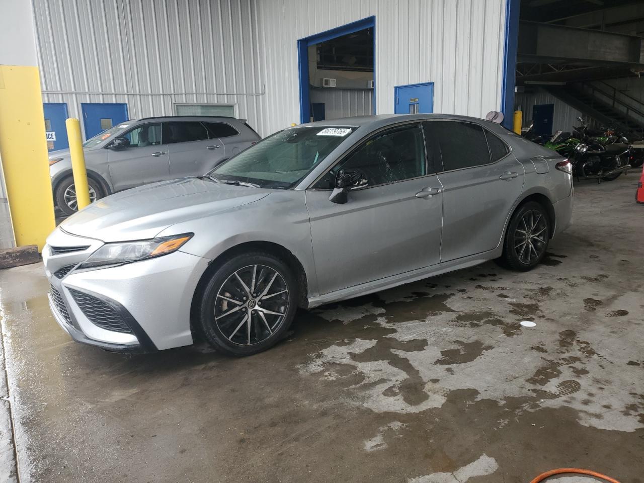 2022 TOYOTA CAMRY