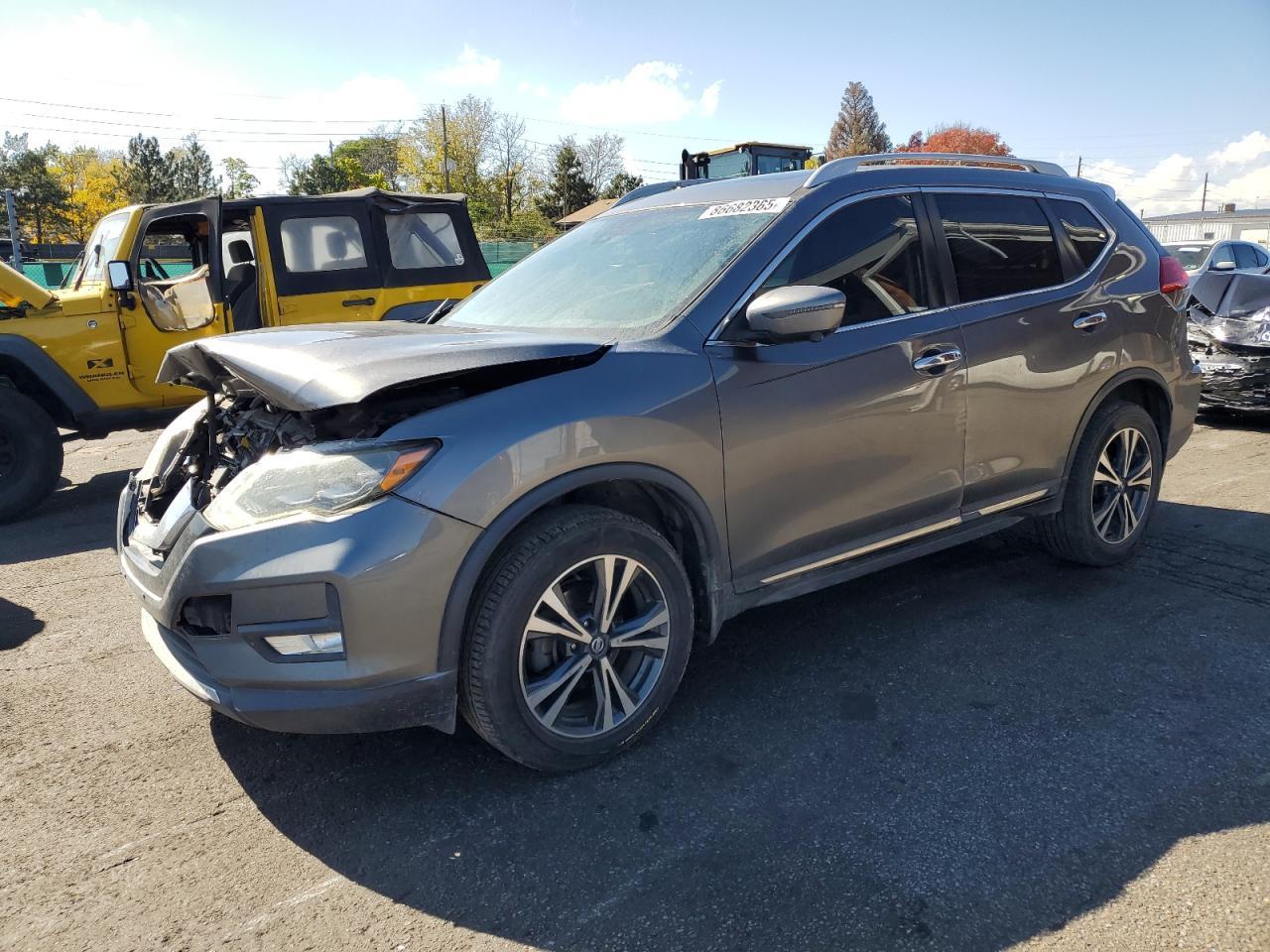 2017 NISSAN ROGUE