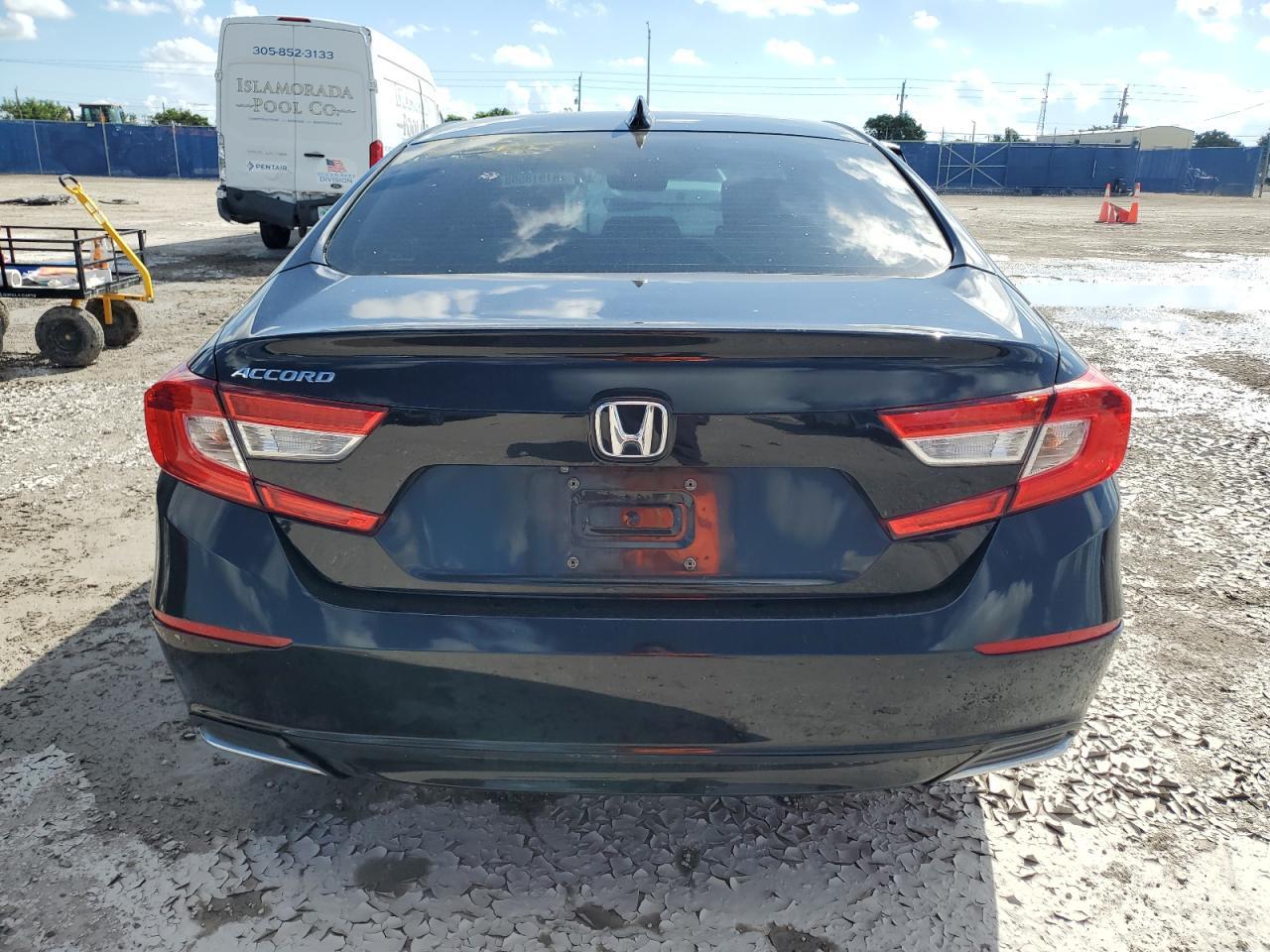 2018 HONDA ACCORD