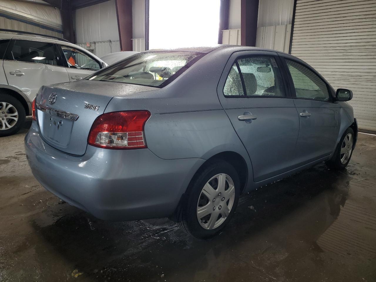 2010 TOYOTA YARIS