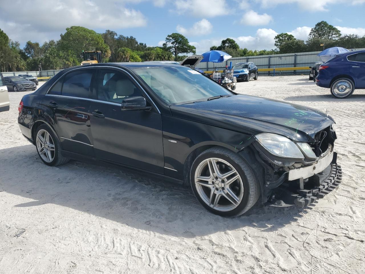 2012 MERCEDES-BENZ E-Class