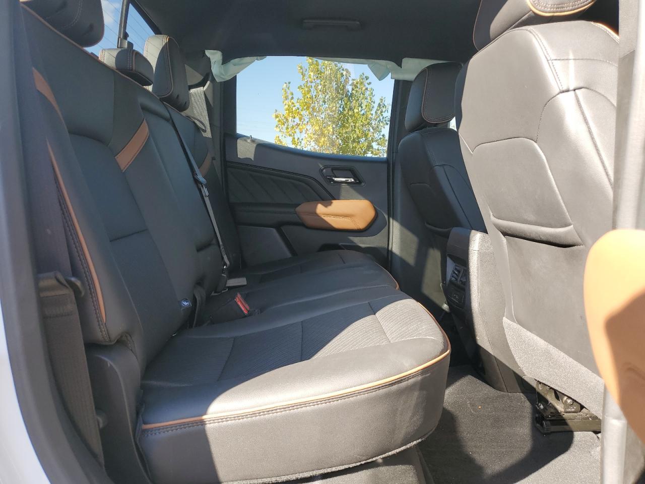 2023 GMC CANYON