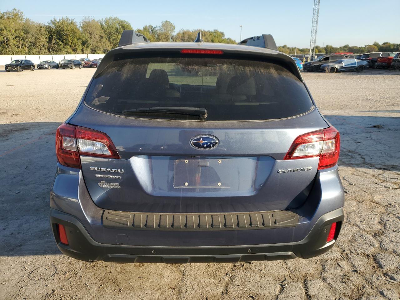 2018 SUBARU Outback