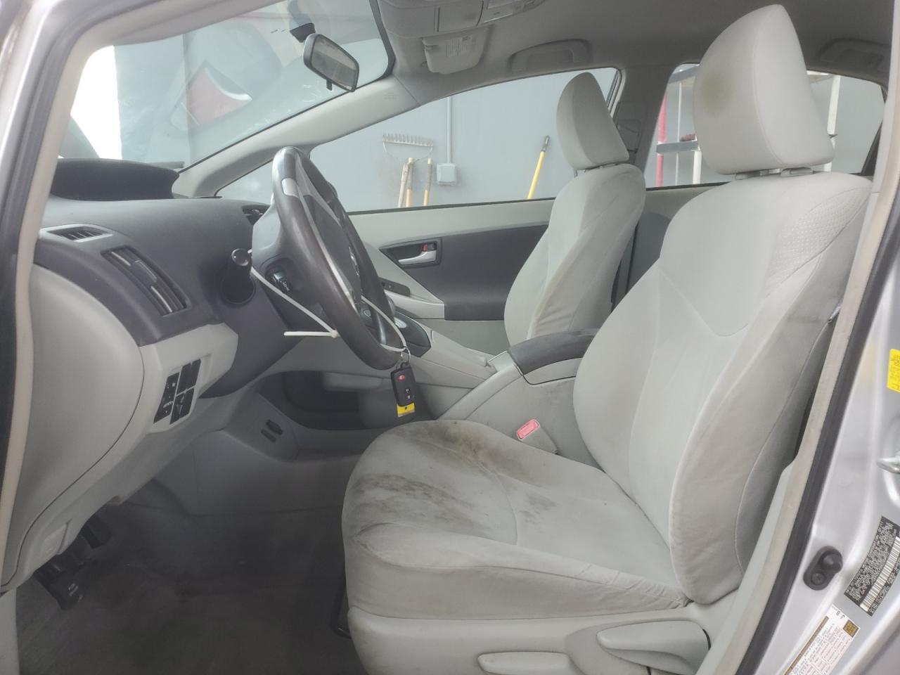 2011 TOYOTA PRIUS