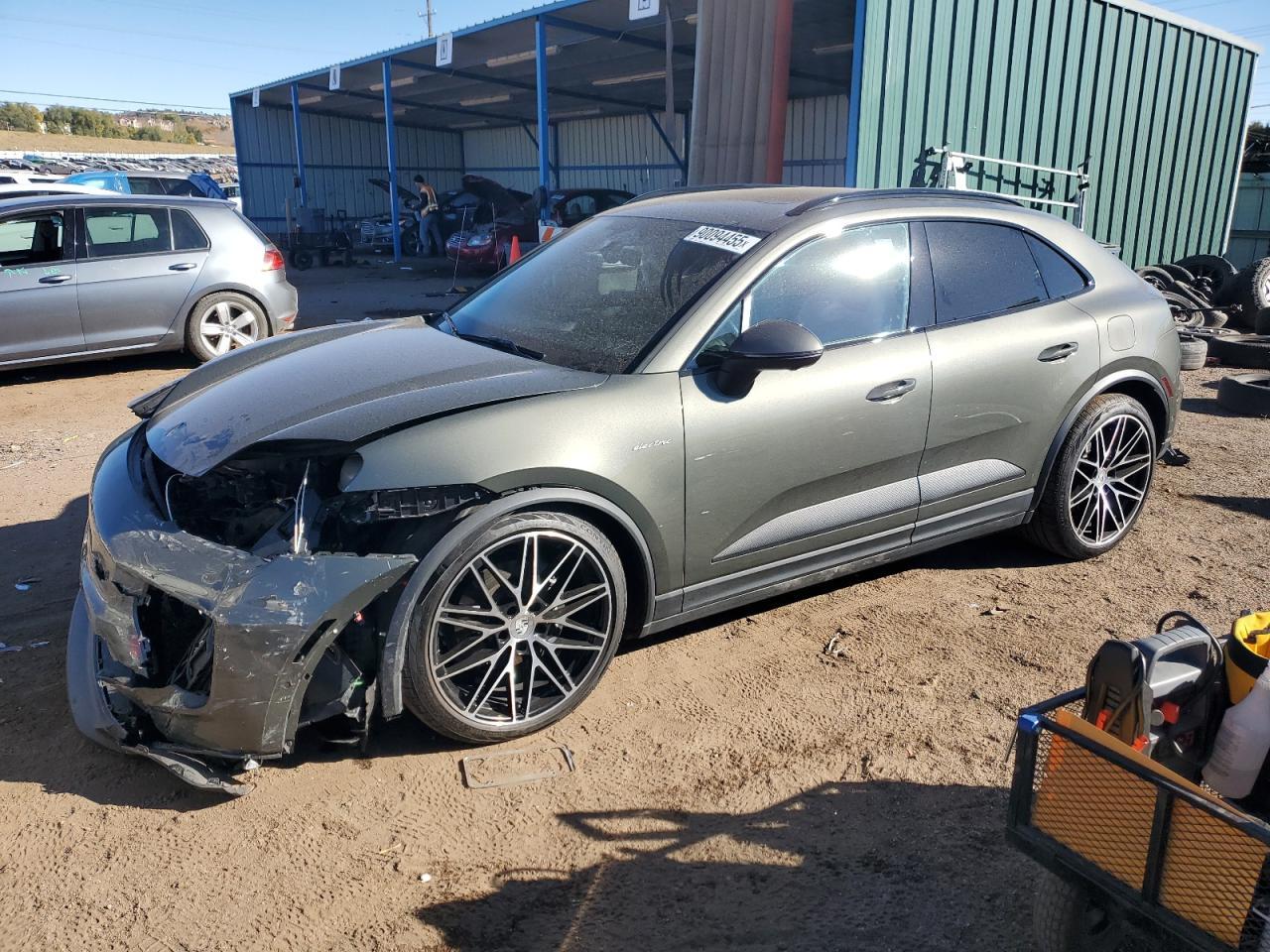 2024 PORSCHE Macan